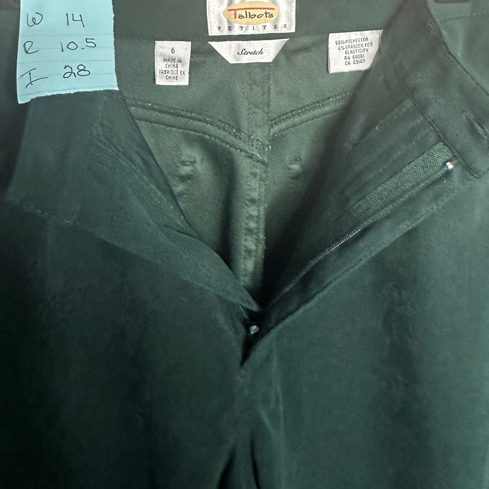 Talbots Crushed Corduroy straight leg pants. Size: 6 - Picture 11 of 12